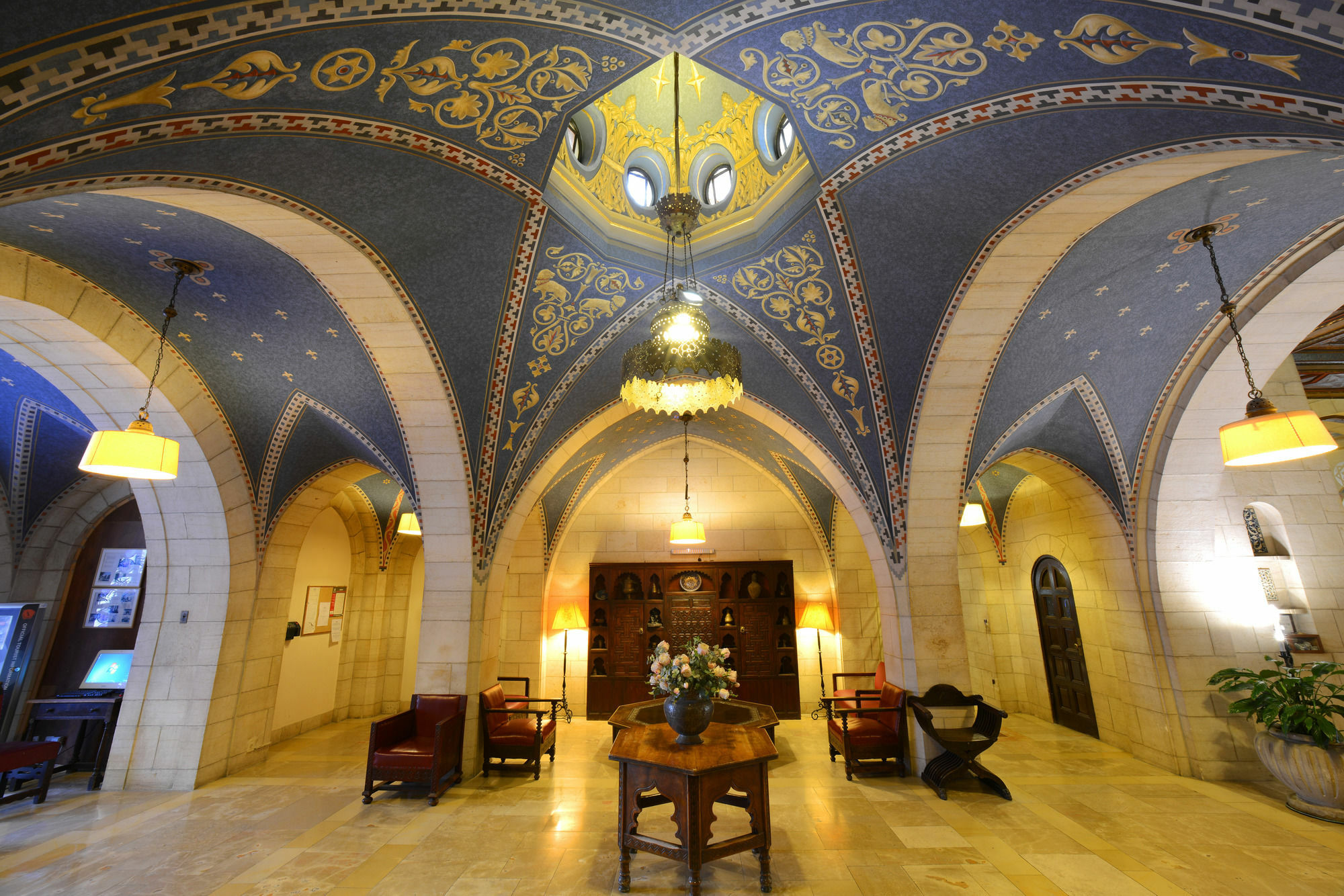 Ymca Three Arches Hotel Иерусалим Экстерьер фото